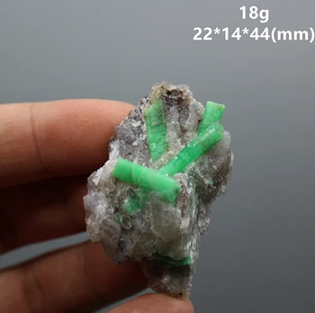 Looduslik roheline emerald mineraal-gem-klassi crystal isendite kivid ja kristallid kvartsi kristallid hiinast