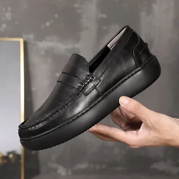 Briti moe vabaaja kingad meestele pehme paksu põhjaga disainer kingad meeste kvaliteetne meeste mokassiinkingad Ehtne Nahk sügis talv