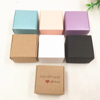 30 Tk 4x4x2.5cm multi-värvi kast mini pulm teenetemärgi karbi kommi biskviit lehe kasti